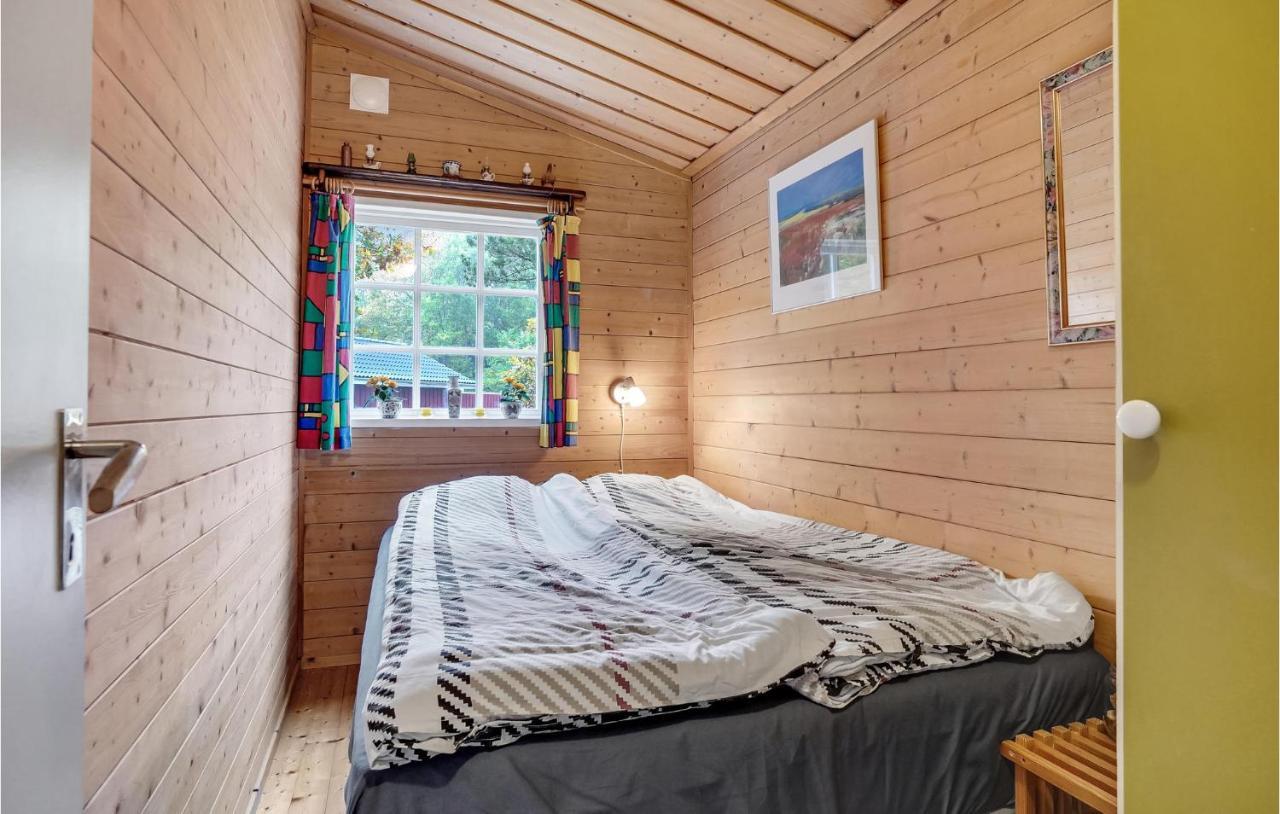 3 Bedroom Cozy Home In Børkop Extérieur photo